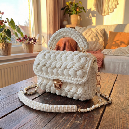 The Knot Purse