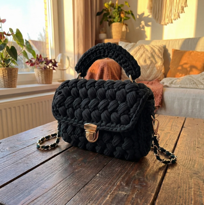 The Knot Purse